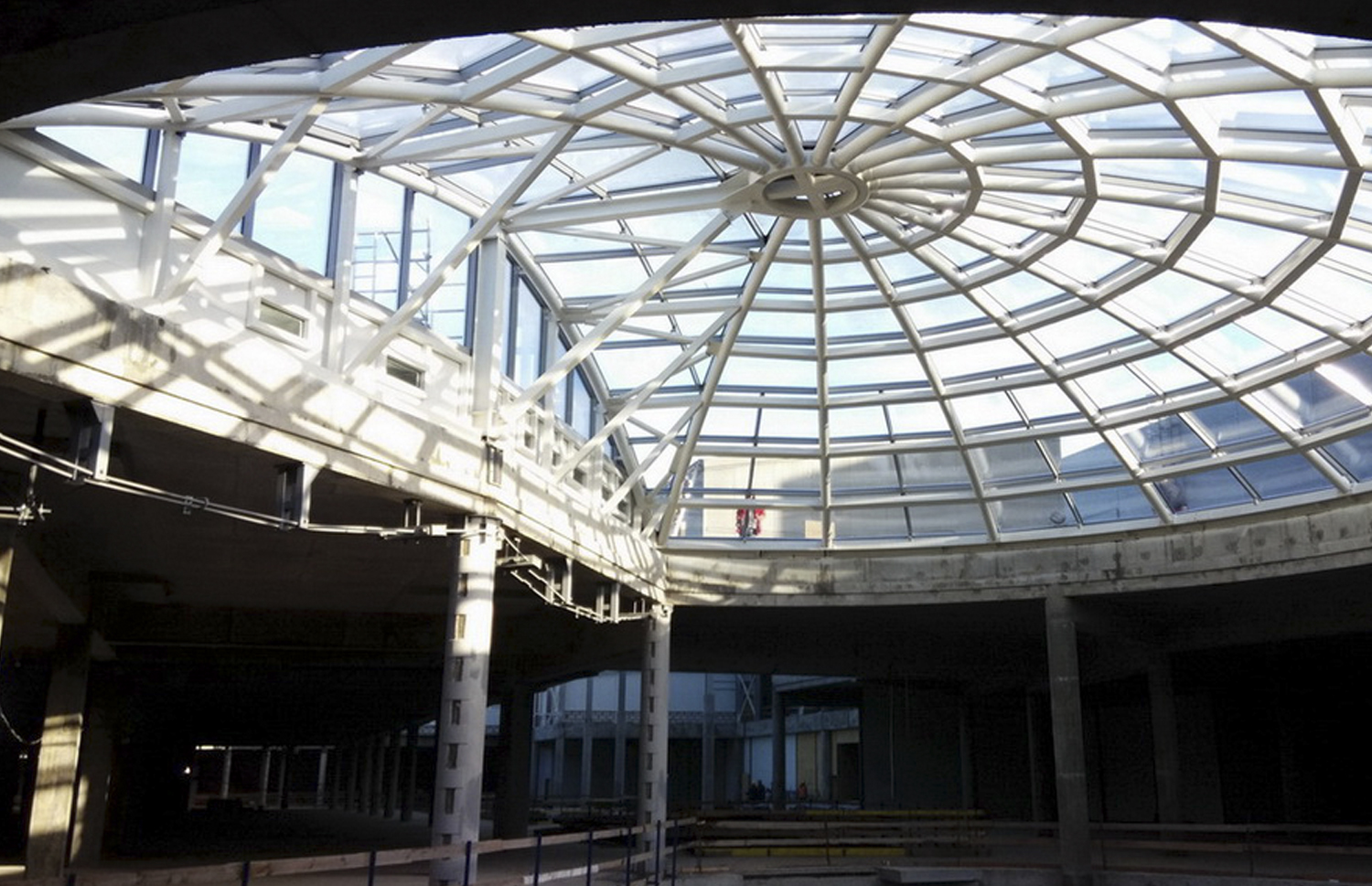 ТРЦ «Blockbuster Mall»