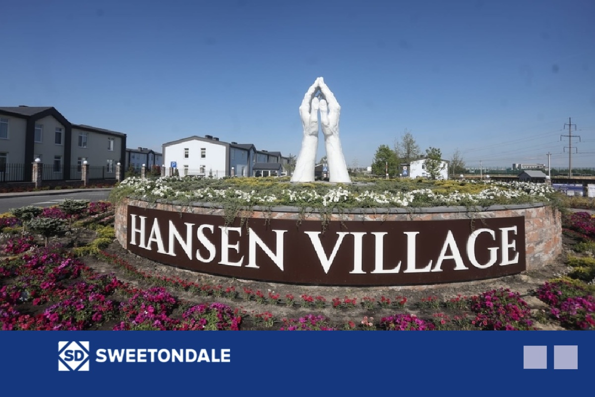 Поставка та монтаж THERMOWOOL ROOF PROF 160 на покрівлі “Містечка Хансена”